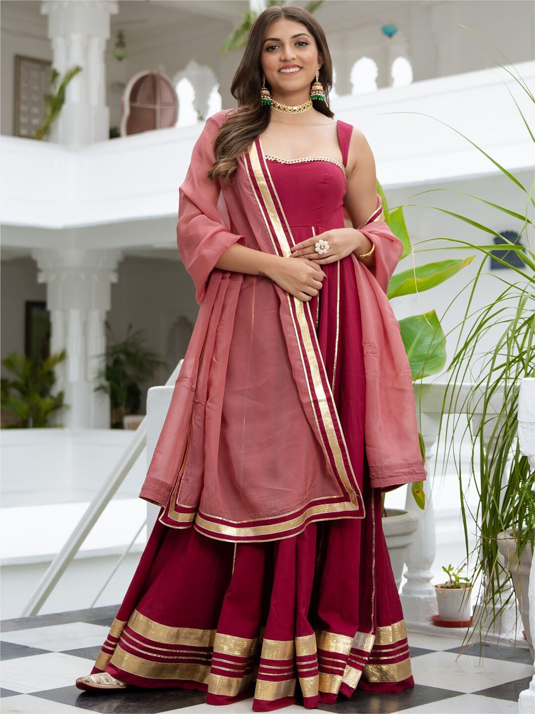 

Lavanya The Label Women Kurta With Dupatta, Maroon