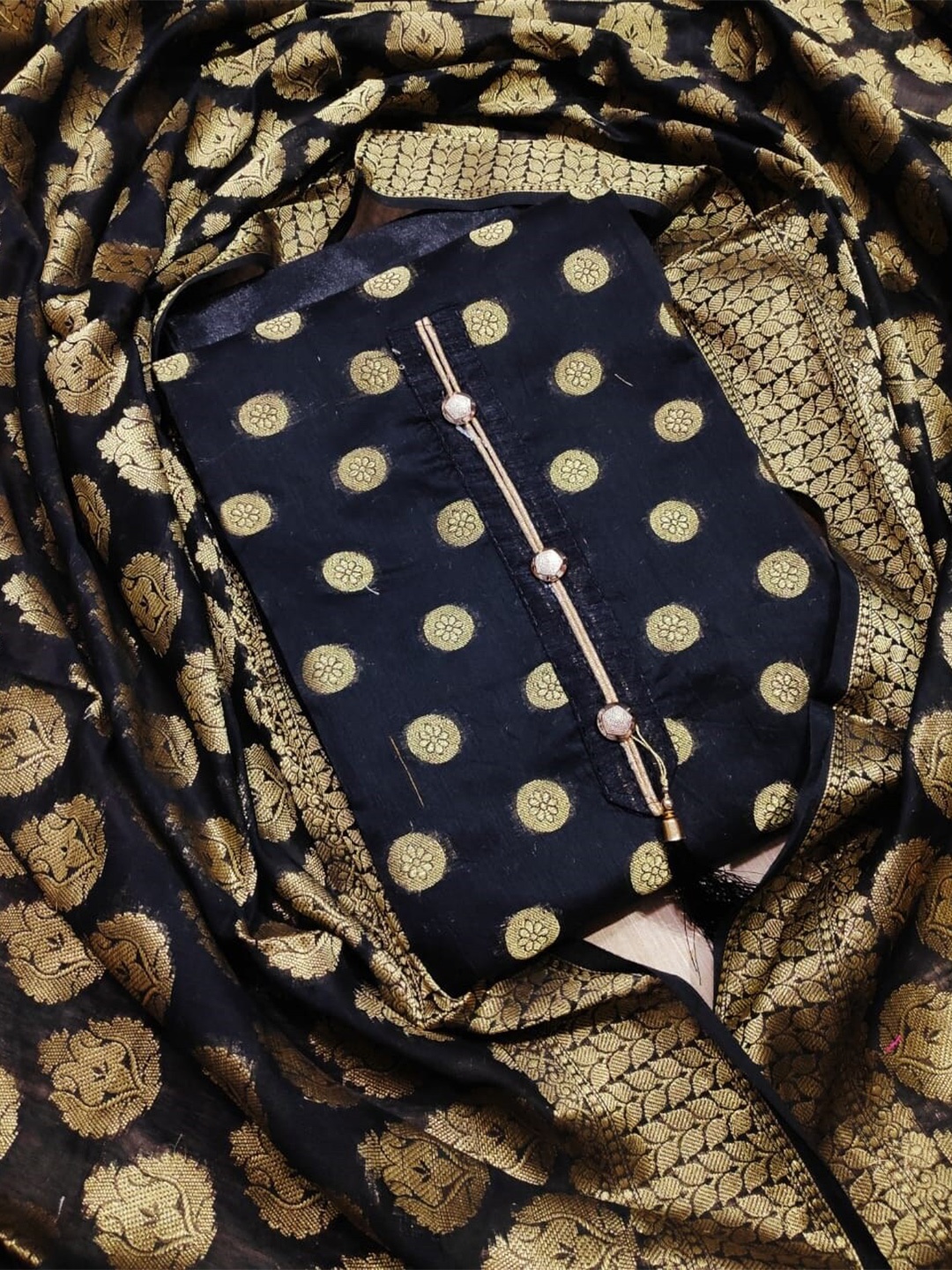 

KALINI Blue & Gold-Toned Unstitched Dress Material