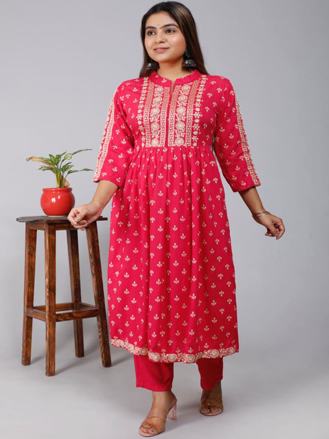 

gvs shoppe Women Pink Ethnic Motifs Embroidered Kurta with Palazzos & With Dupatta