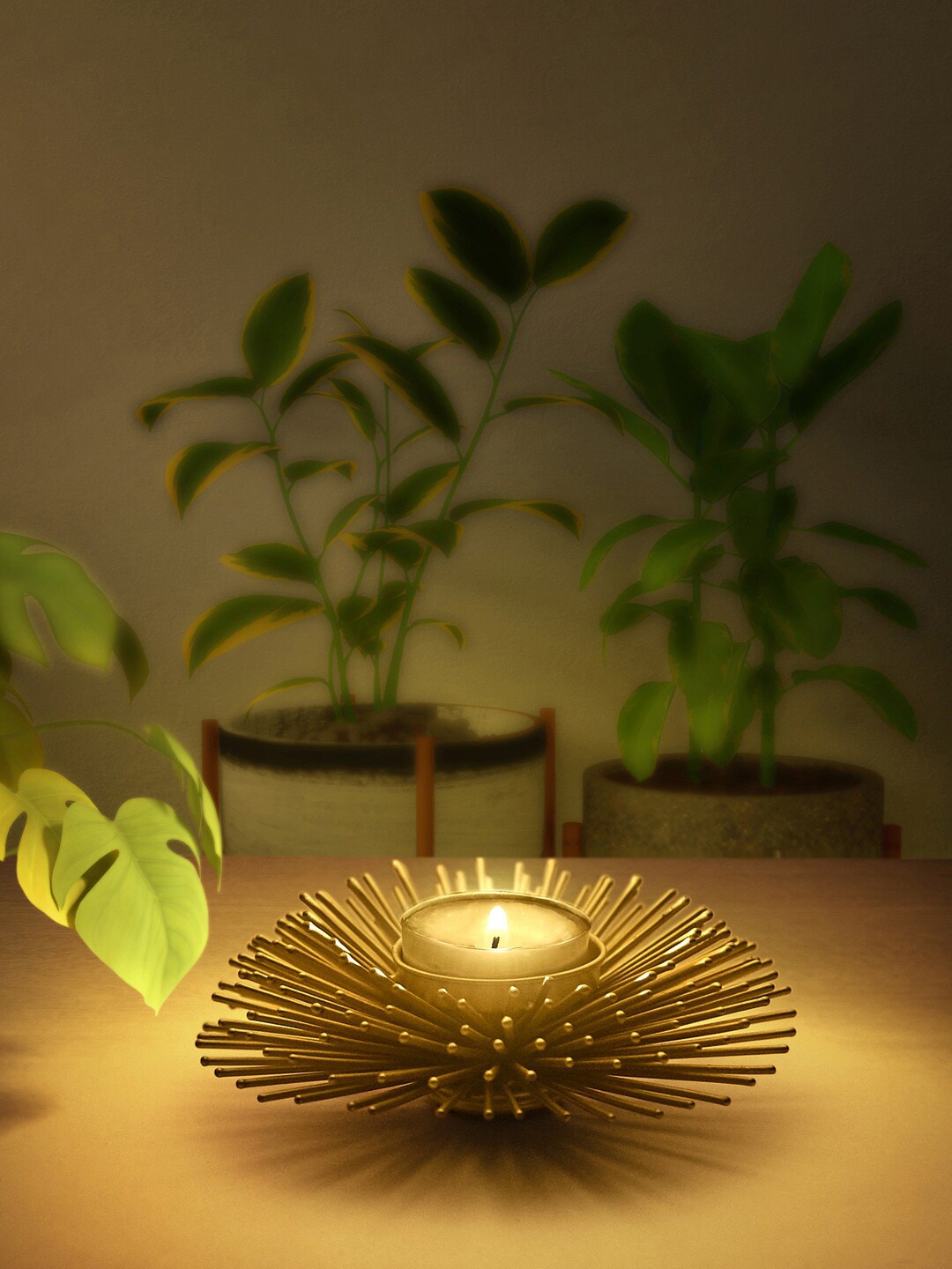 

Living scapes by Pantaloons Gold-Toned Metal Candle Holder