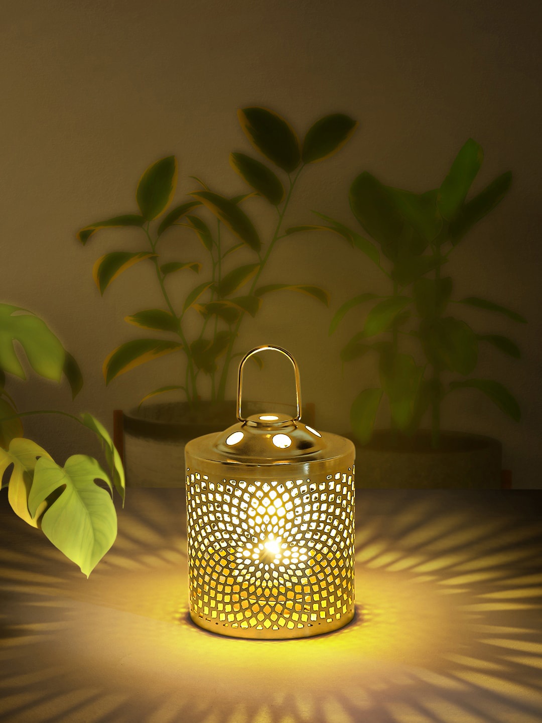 

Living scapes by Pantaloons Gold Toned Metal Candle Holders