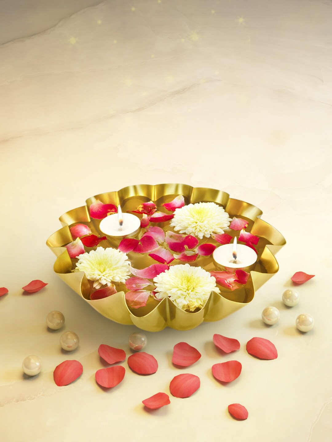 

Living scapes by Pantaloons Gold-Toned Textured Decorative Bowl