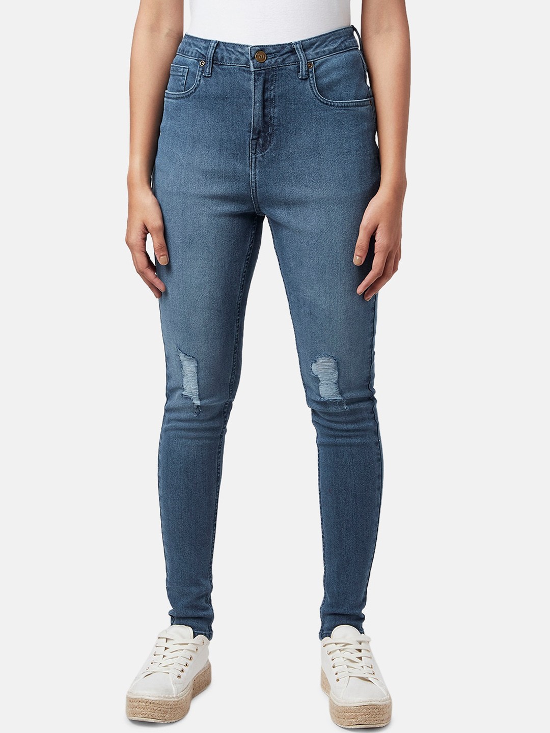 

YU by Pantaloons Women Skinny Fit Mildly Distressed Light Fade Jeans, Blue