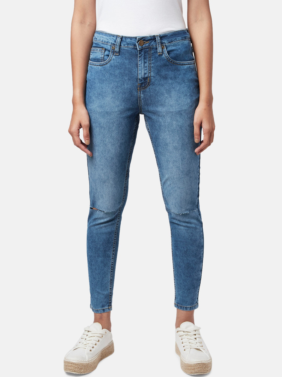 

YU by Pantaloons Women Slim Fit Slash Knee Light Fade Jeans, Blue