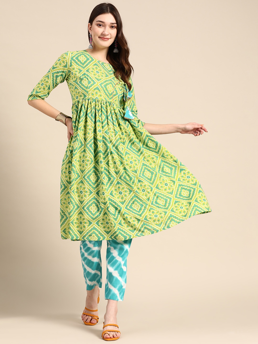 

MABISH by Sonal Jain Women Kurta & Trousers, Lime green