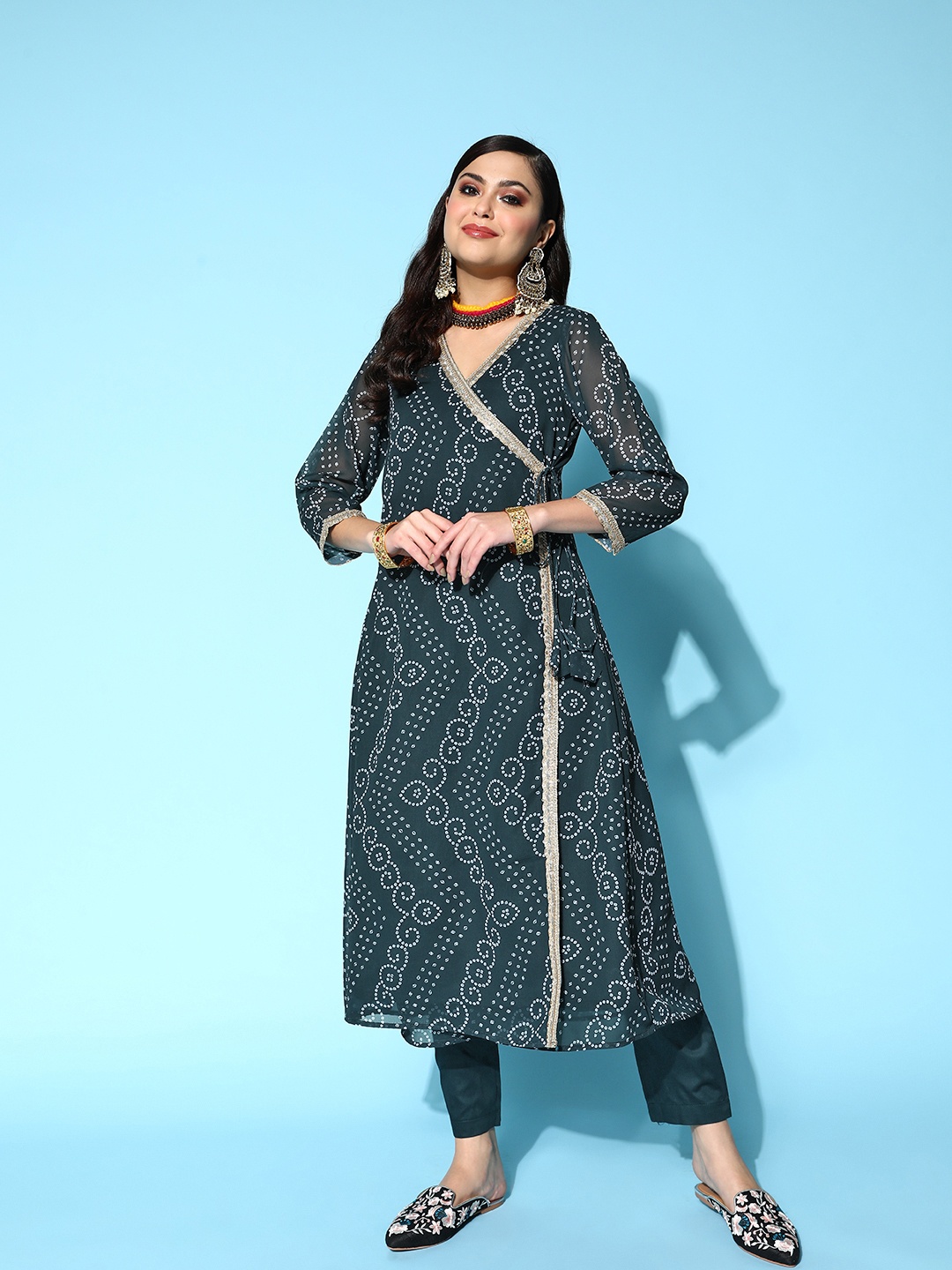 

Inddus Women Bandhani Printed Angrakha Kurta with Trousers, Teal