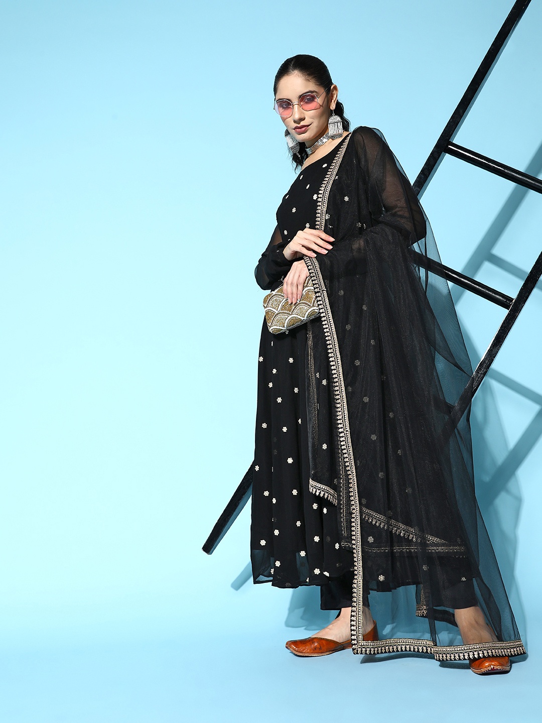 

Inddus Women Floral Embroidered Kurta with Trousers & Dupatta, Black