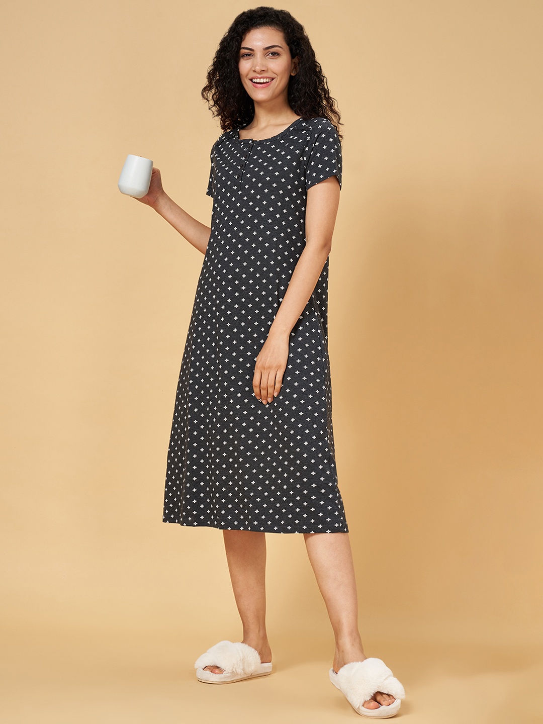 

YU by Pantaloons Printed Maxi Nightdress, Black