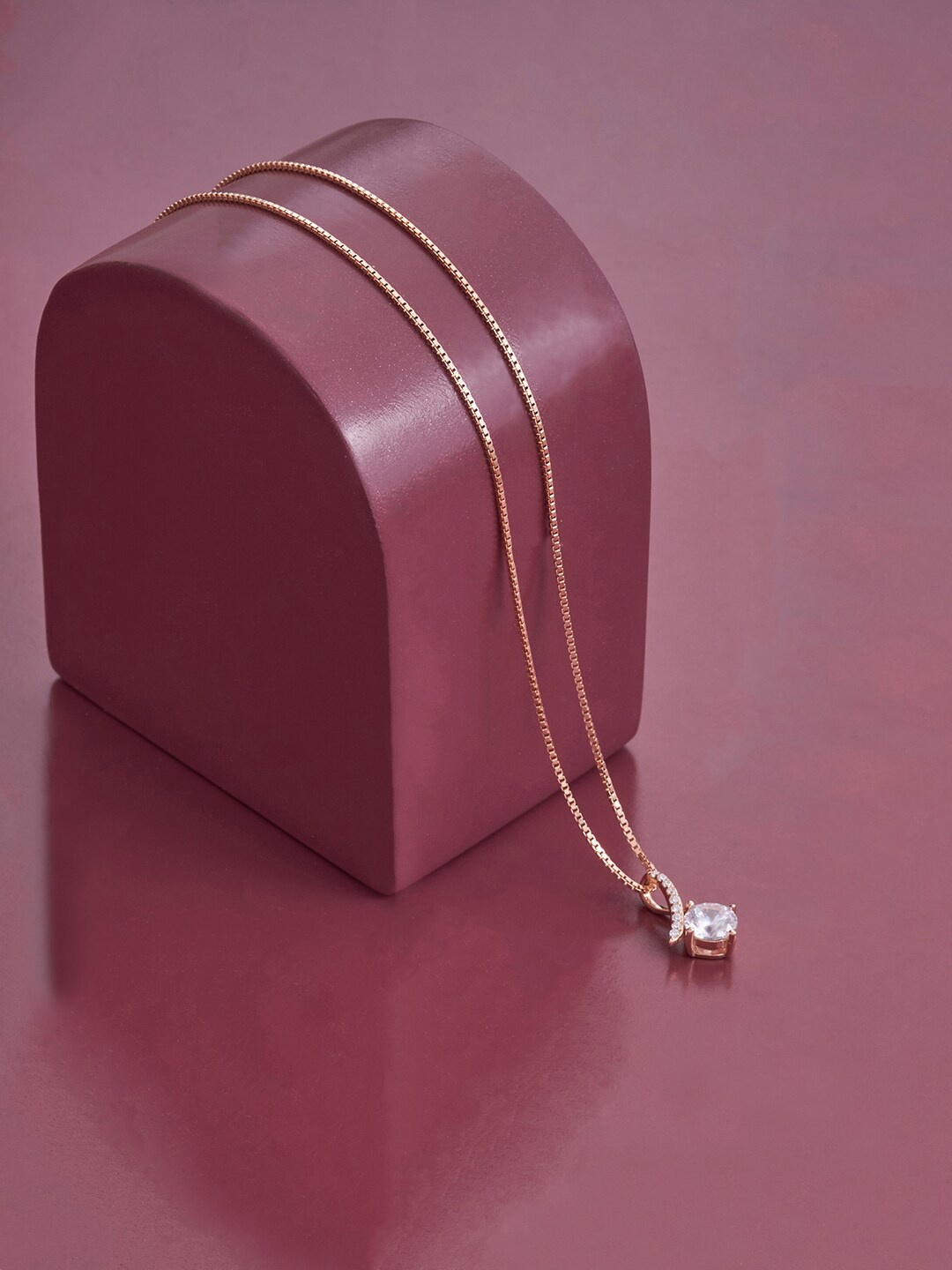 

Kushal's Fashion Jewellery Silver Gold-Plated Chain