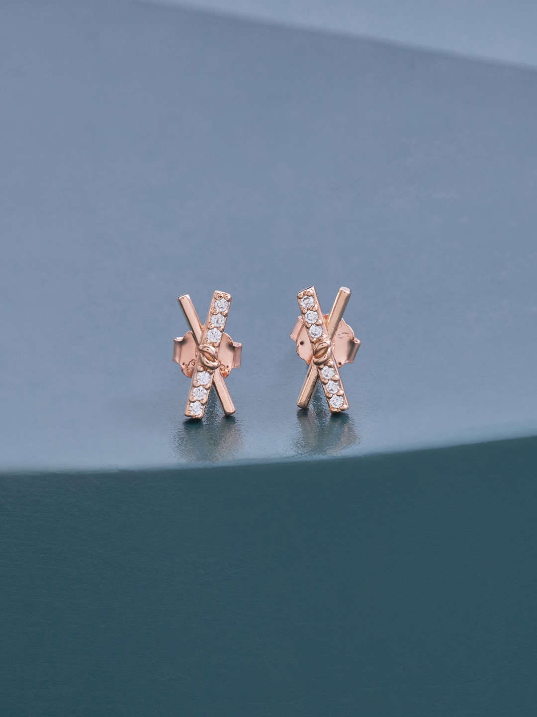 

Kushal's Fashion Jewellery Rose Gold-Plated Contemporary Studs Earrings, White