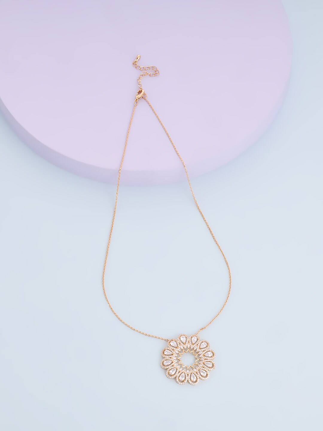 

Kushal's Fashion Jewellery Copper Gold-Plated Necklace