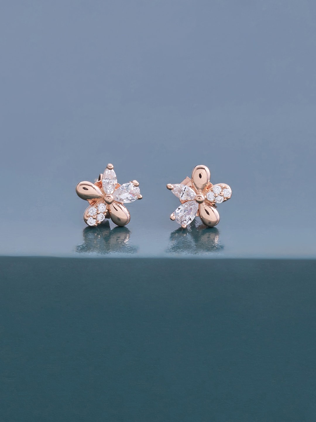 

Kushal's Fashion Jewellery Rose Gold Plated Contemporary Studs Earrings, White