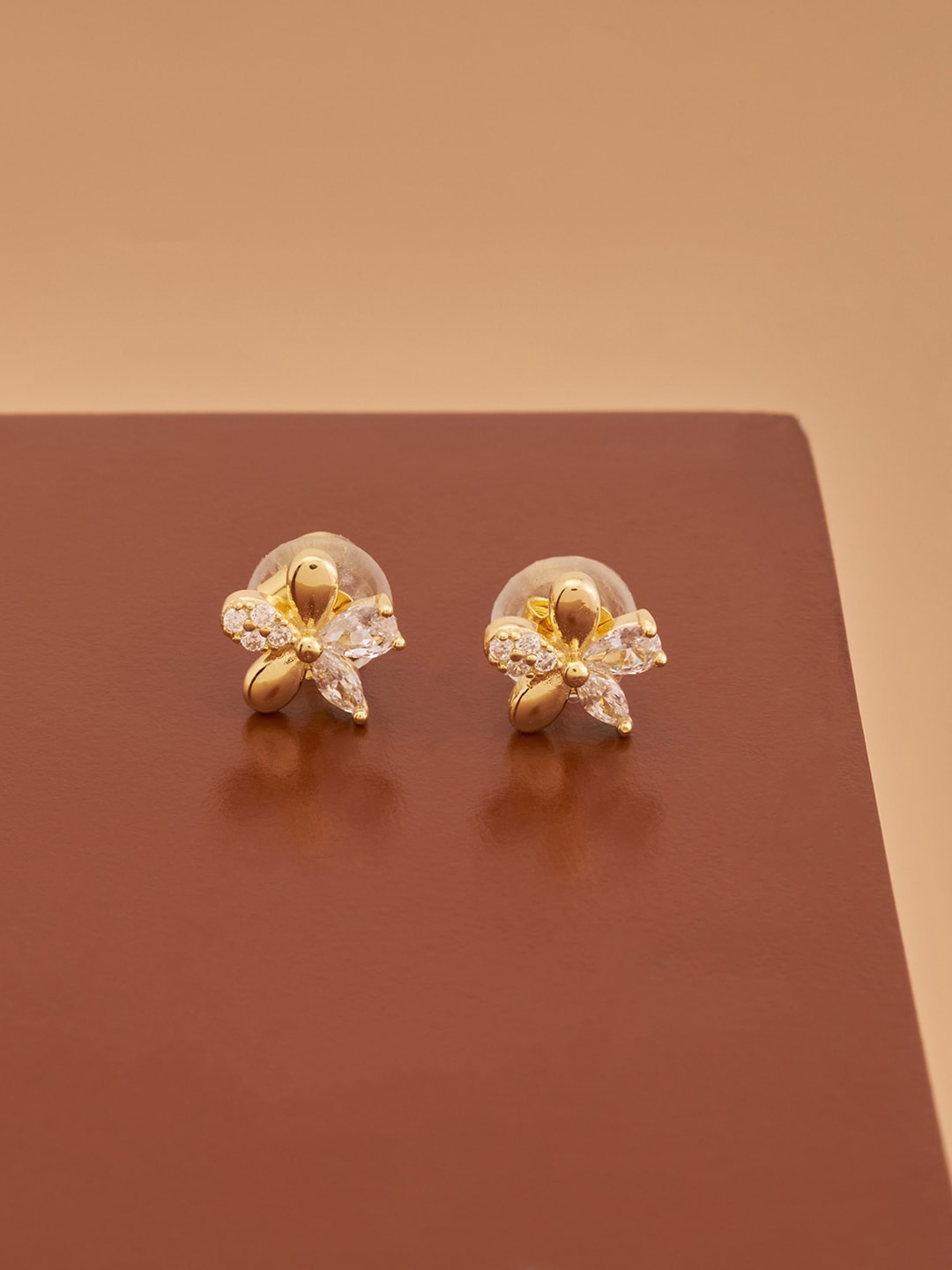 

Kushals Fashion Jewellery Gold Plated Contemporary Studs Earrings, White
