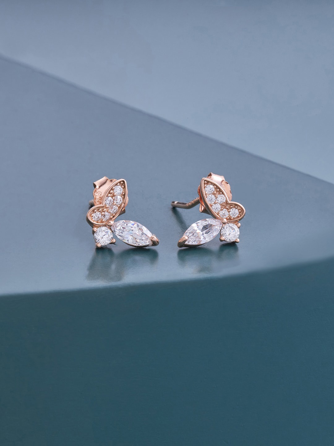 

Kushal's Fashion Jewellery Rose Gold Plated Contemporary Studs Earrings, White