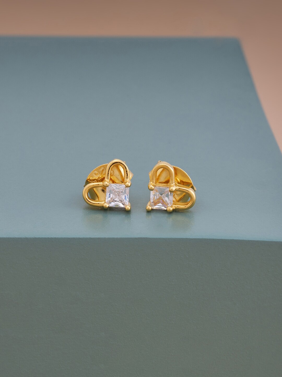 

Kushal's Fashion Jewellery White Contemporary Gold-Plated Studs Earrings