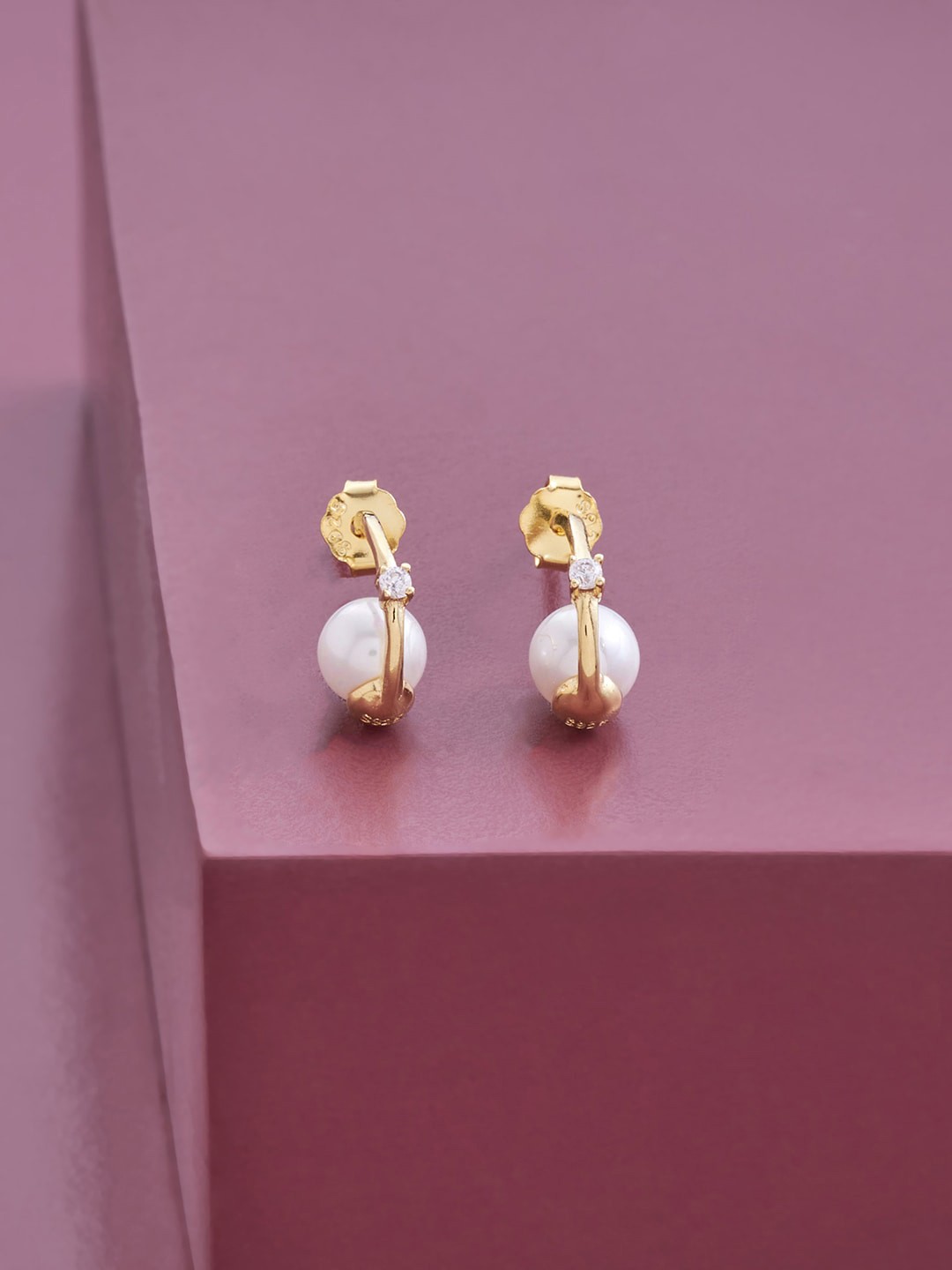 

Kushal's Fashion Jewellery Contemporary Studs Earrings, White