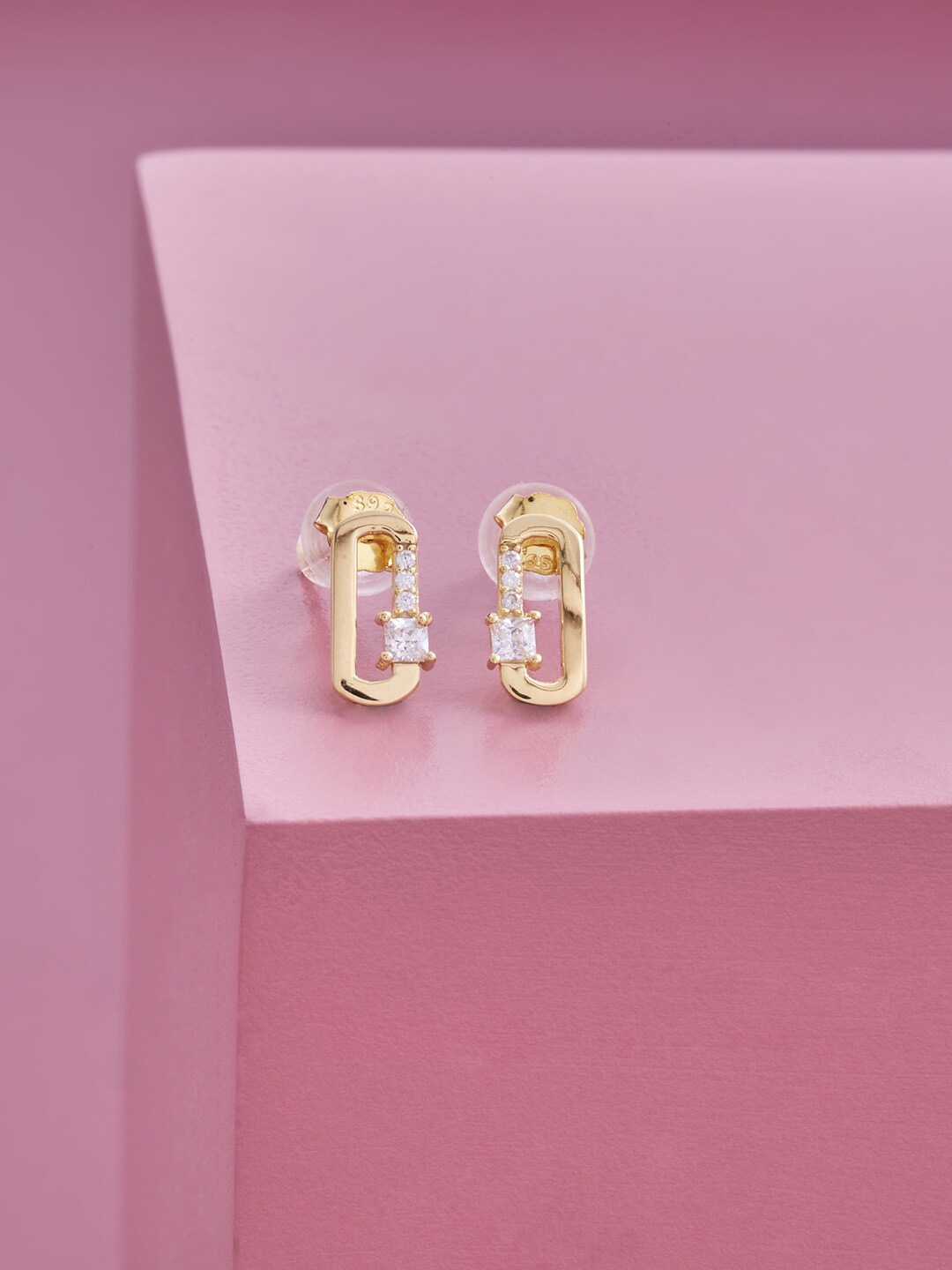 

Kushal's Fashion Jewellery Gold-Plated Contemporary Studs Earrings