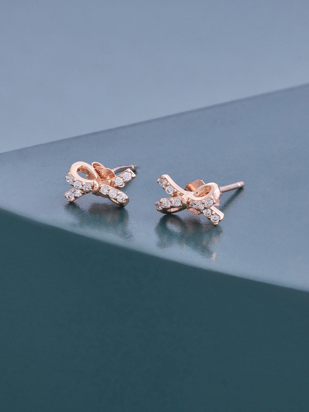 

Kushal's Fashion Jewellery Contemporary Studs Earrings, White