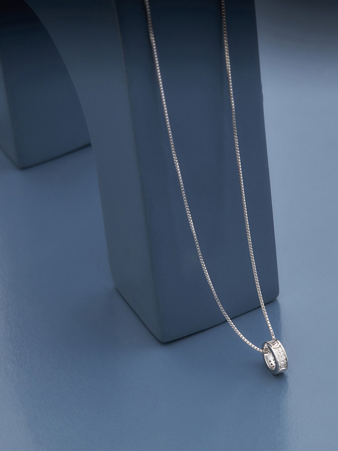 

Kushal's Fashion Jewellery Silver-Toned & White Silver Rhodium-Plated Chain
