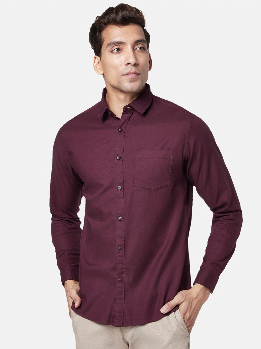 

BYFORD by Pantaloons Men Slim Fit Cotton Casual Shirt, Red