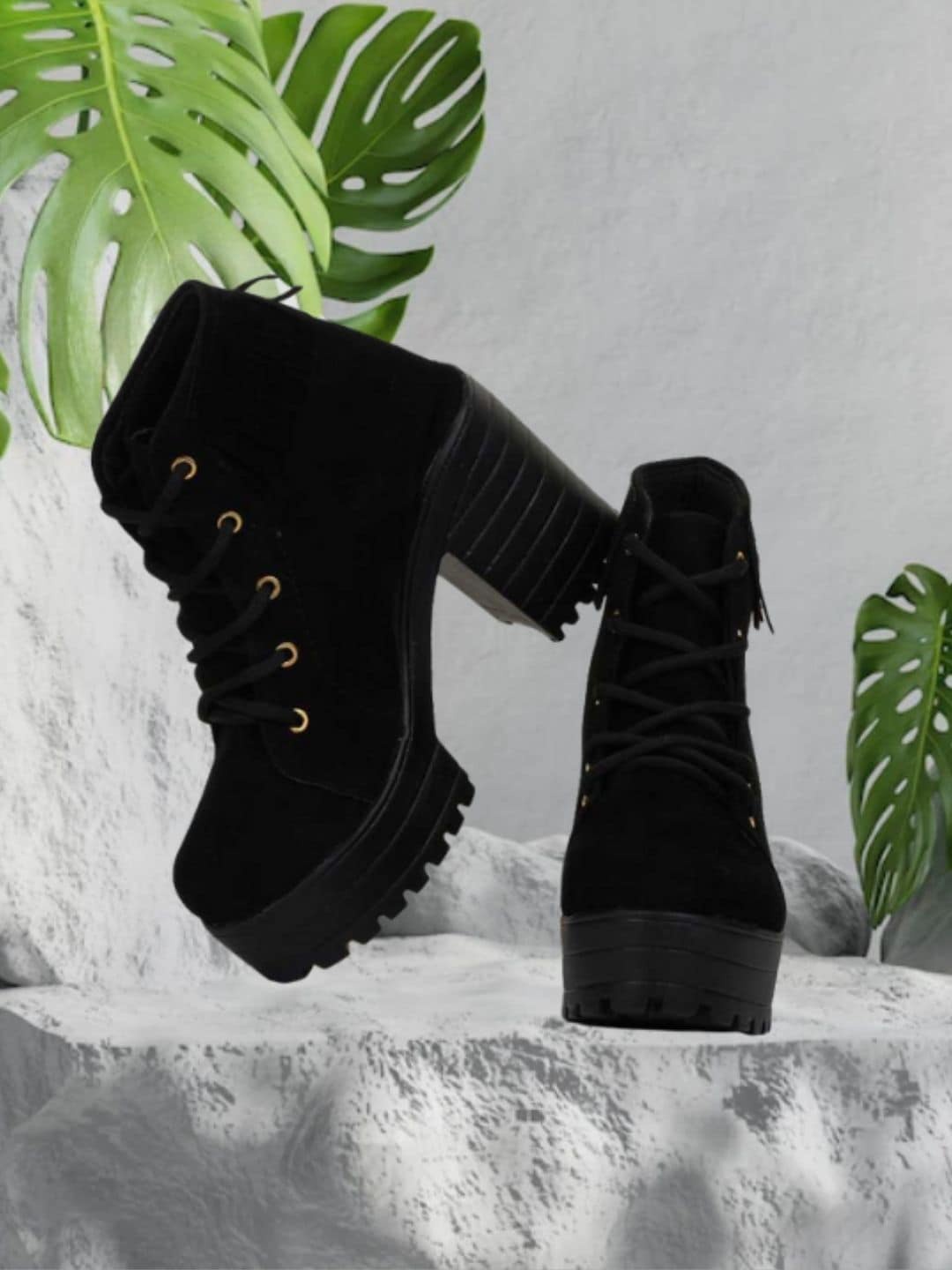 

Funku Fashion Women Suede Mid-Top Heeled Frill Boots, Black