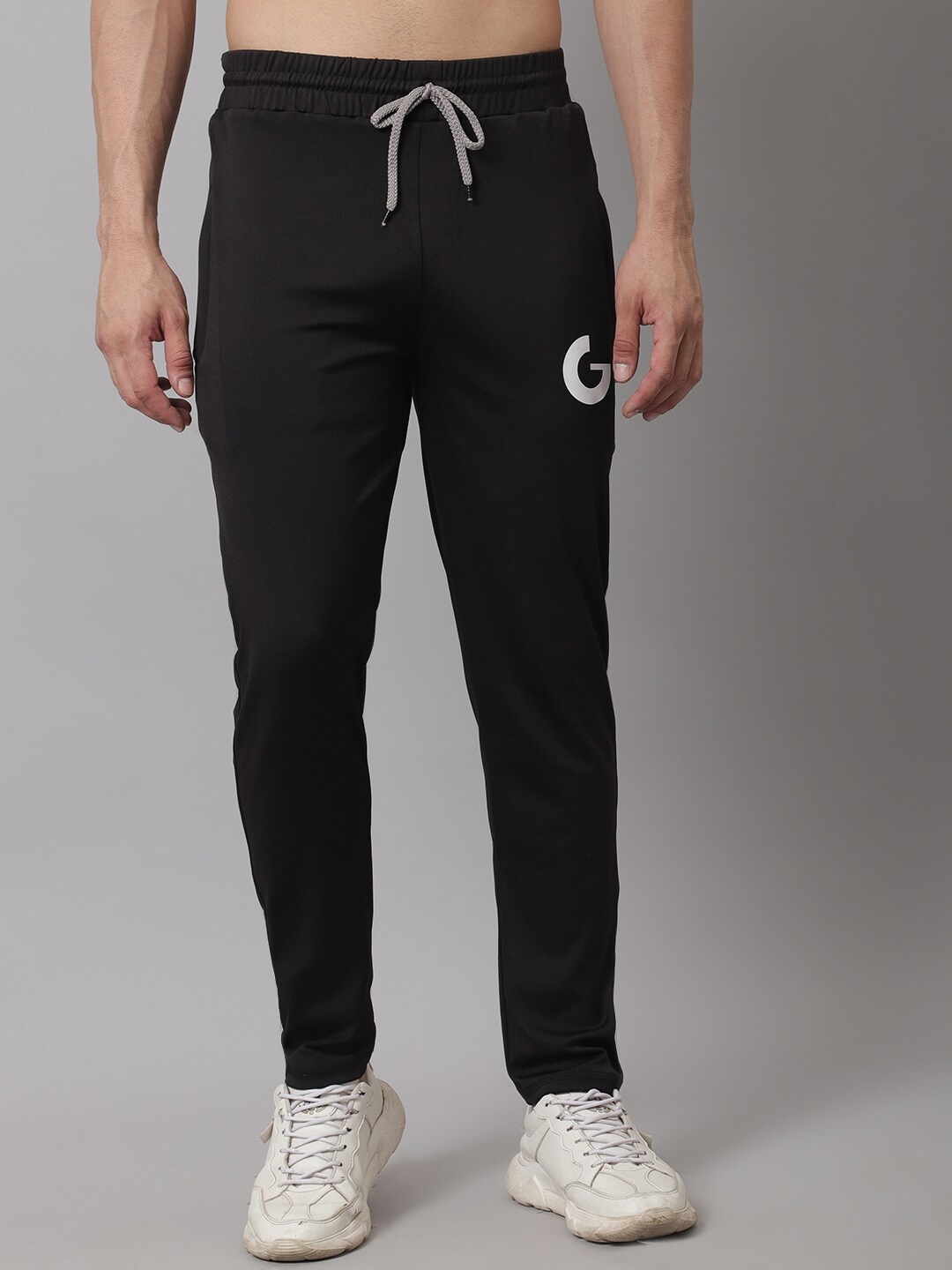 

GRACIT Men Regular-Fit Track Pants, Black