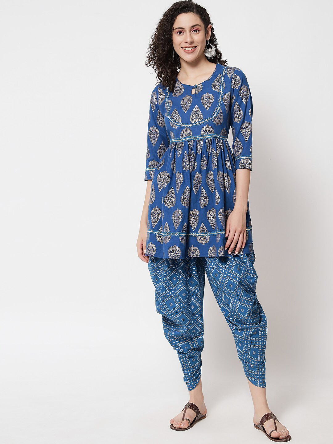 

Meeranshi Women Floral Printed Gotta Patti Kurta with Dhoti Pants, Blue