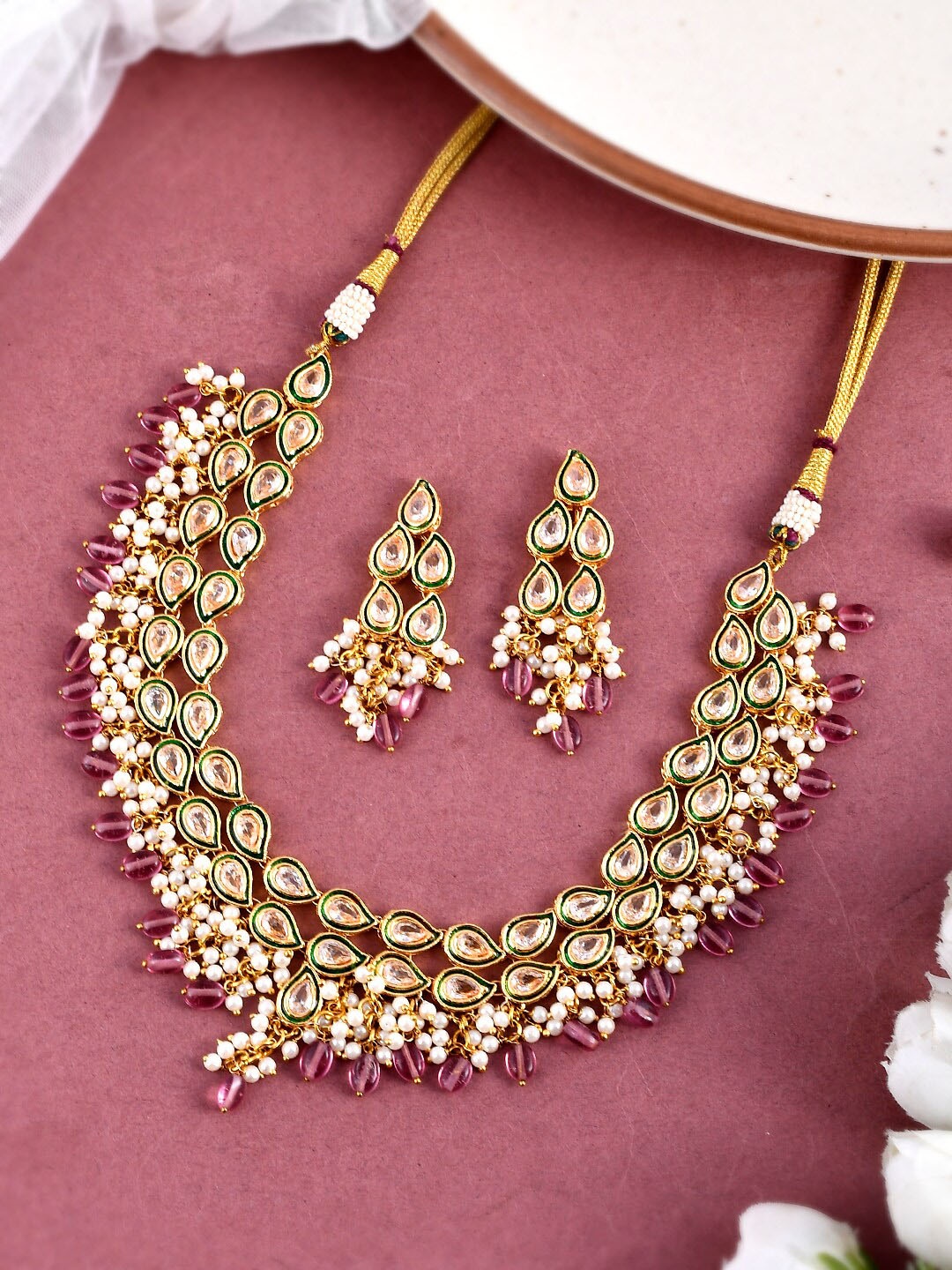 

DASTOOR Gold-Plated Kundan Stone-Studded & Beaded Jewellery Set