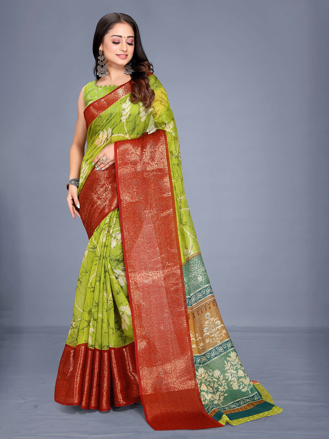 

VENISA Green & Maroon Floral Zari Saree