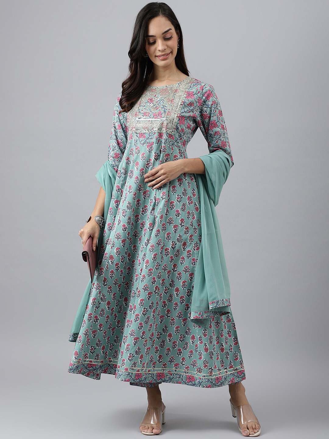 

MEESAN Women Floral Printed Pure Cotton Kurta with Trousers & Dupatta, Green