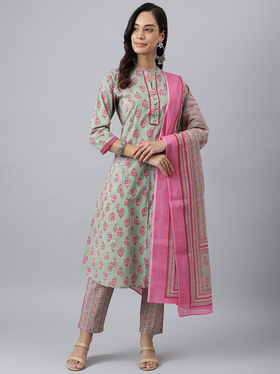 

MEESAN Women Floral Printed Pure Cotton Kurta with Trousers & Dupatta, Green