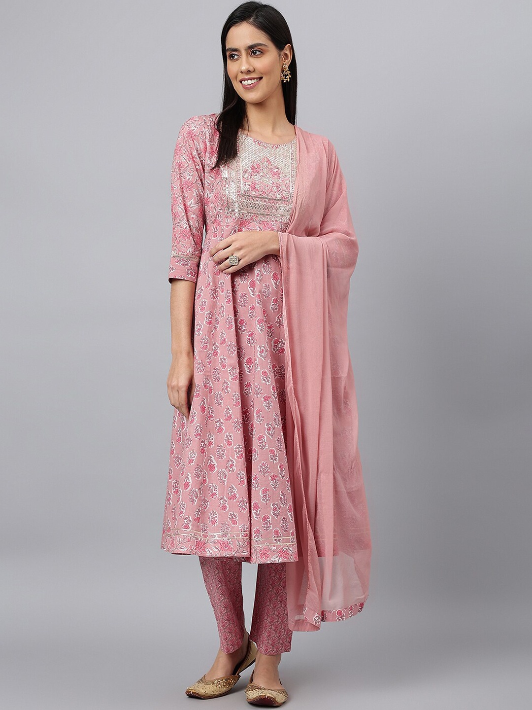 

MEESAN Women Floral Printed Pure Cotton Kurta with Trousers & Dupatta, Pink