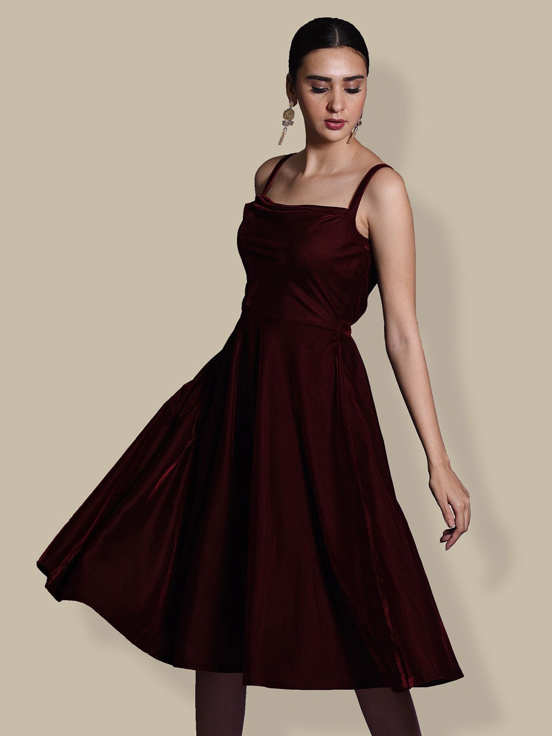 

MODWEE Velvet A-Line Midi Dress, Maroon