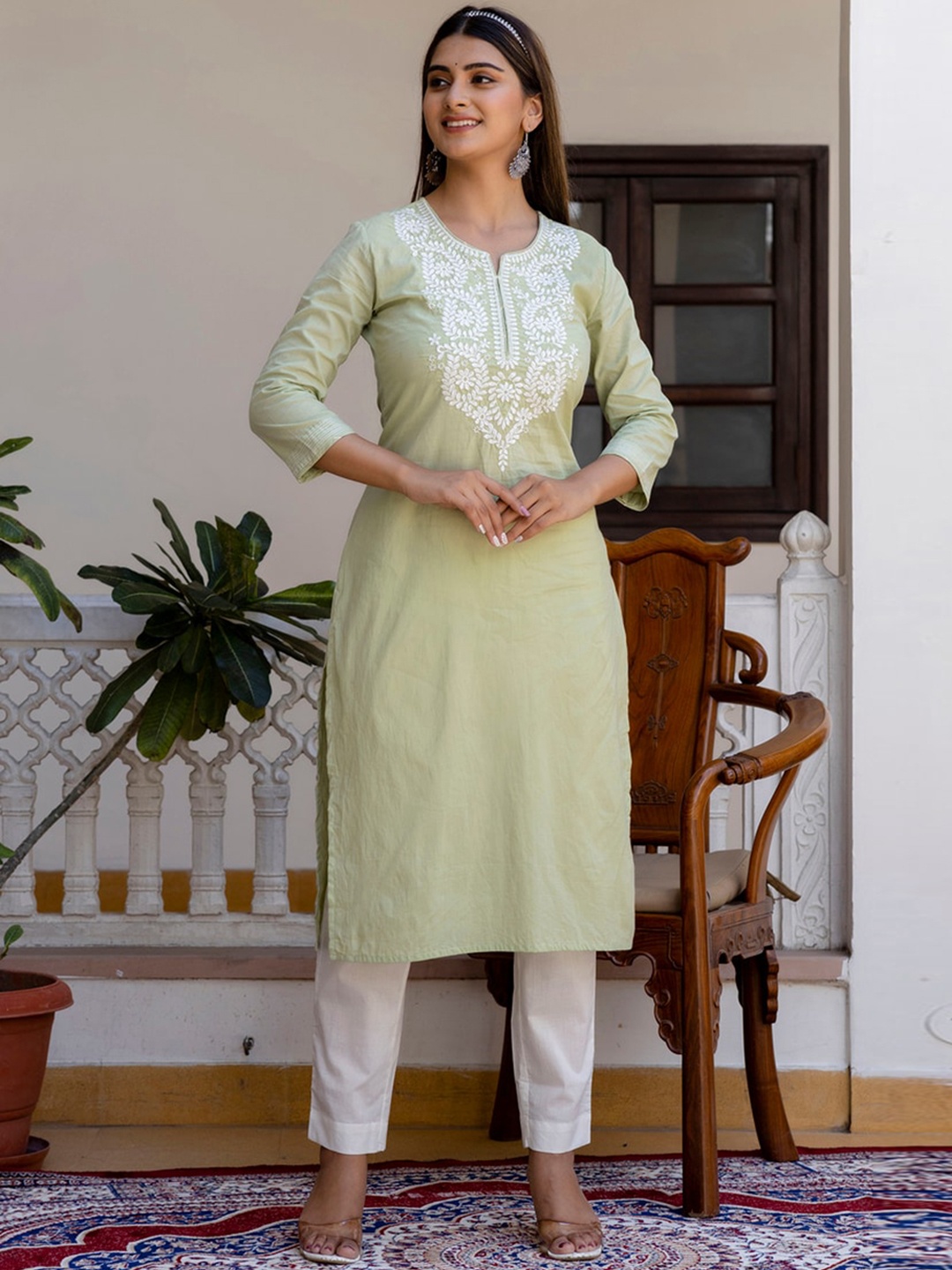 

JAIPUR FASHION MODE Women Green Floral Embroidered Thread Work Pure Cotton Kurta Set