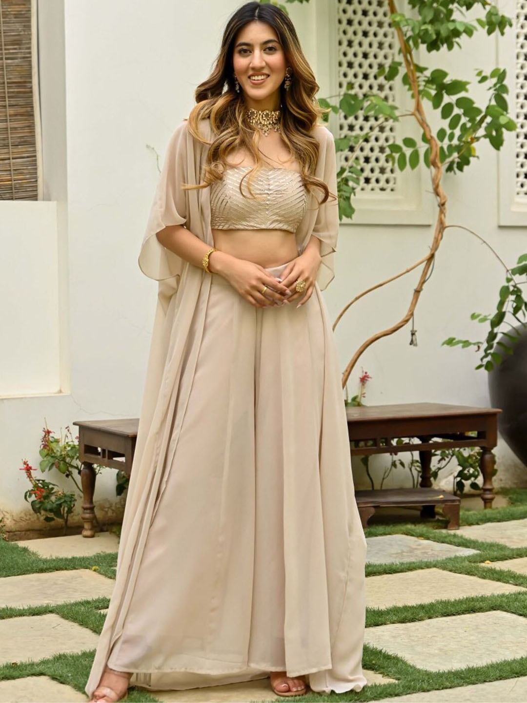 

Lavanya The Label Women Acrylic Co-Ords With Shrug, Beige