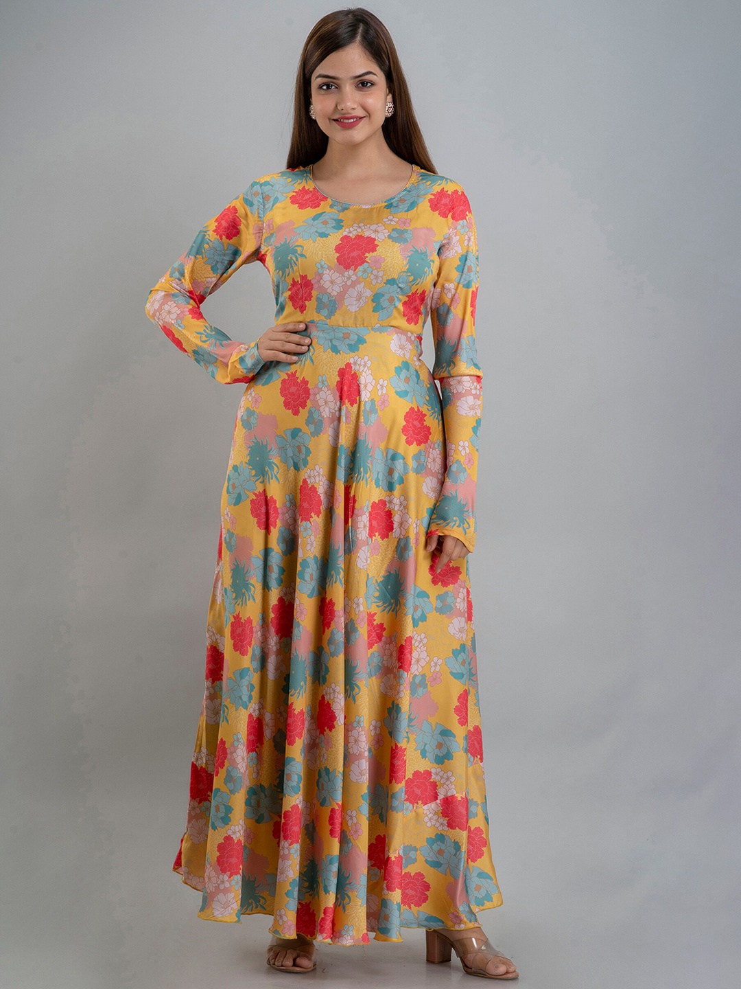 

OMASK Women Floral Printed Floral Anarkali Kurta, Yellow