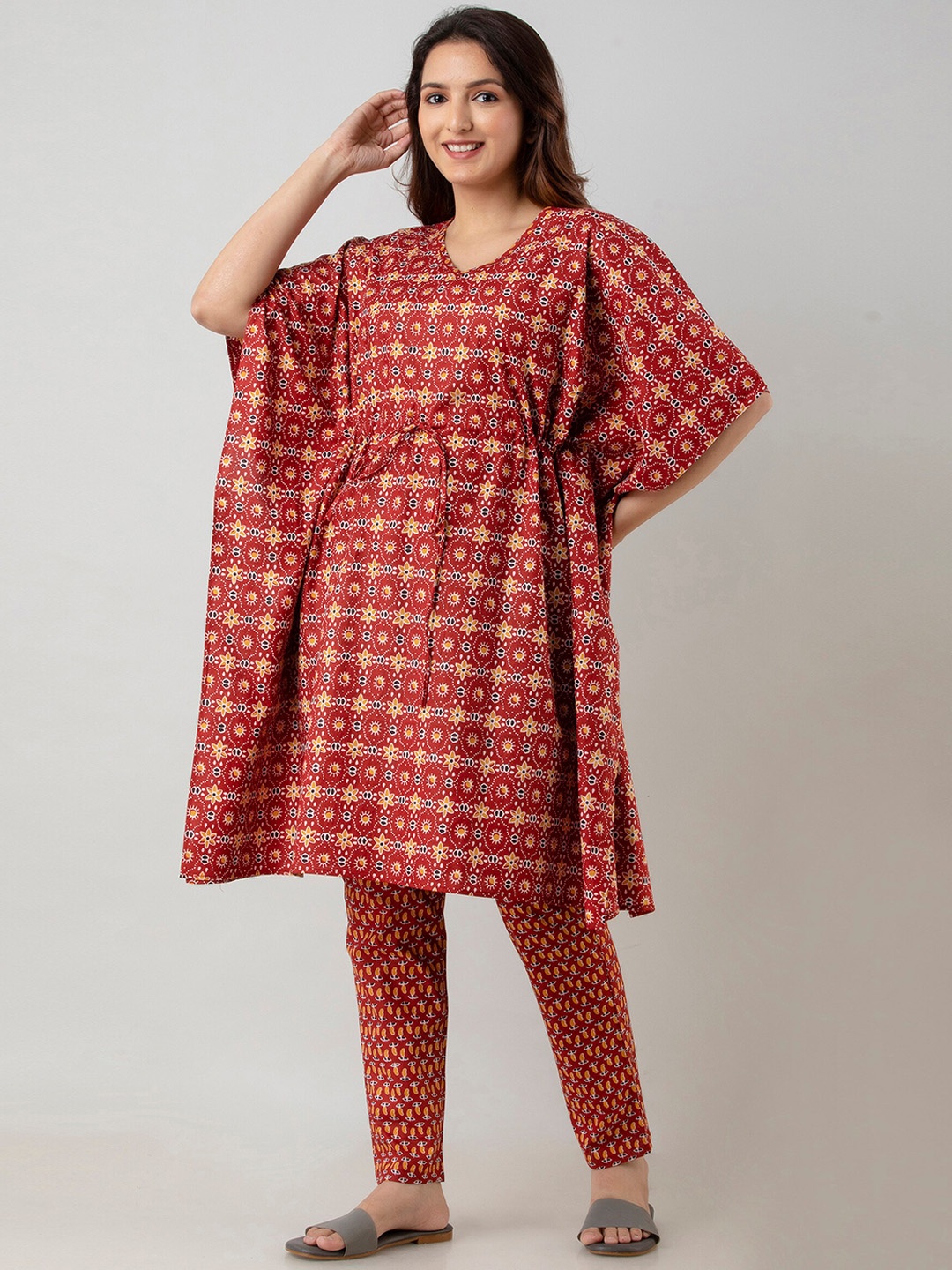 

OMASK Women Floral Printed Pure Cotton Curved Kurta with Trousers, Red
