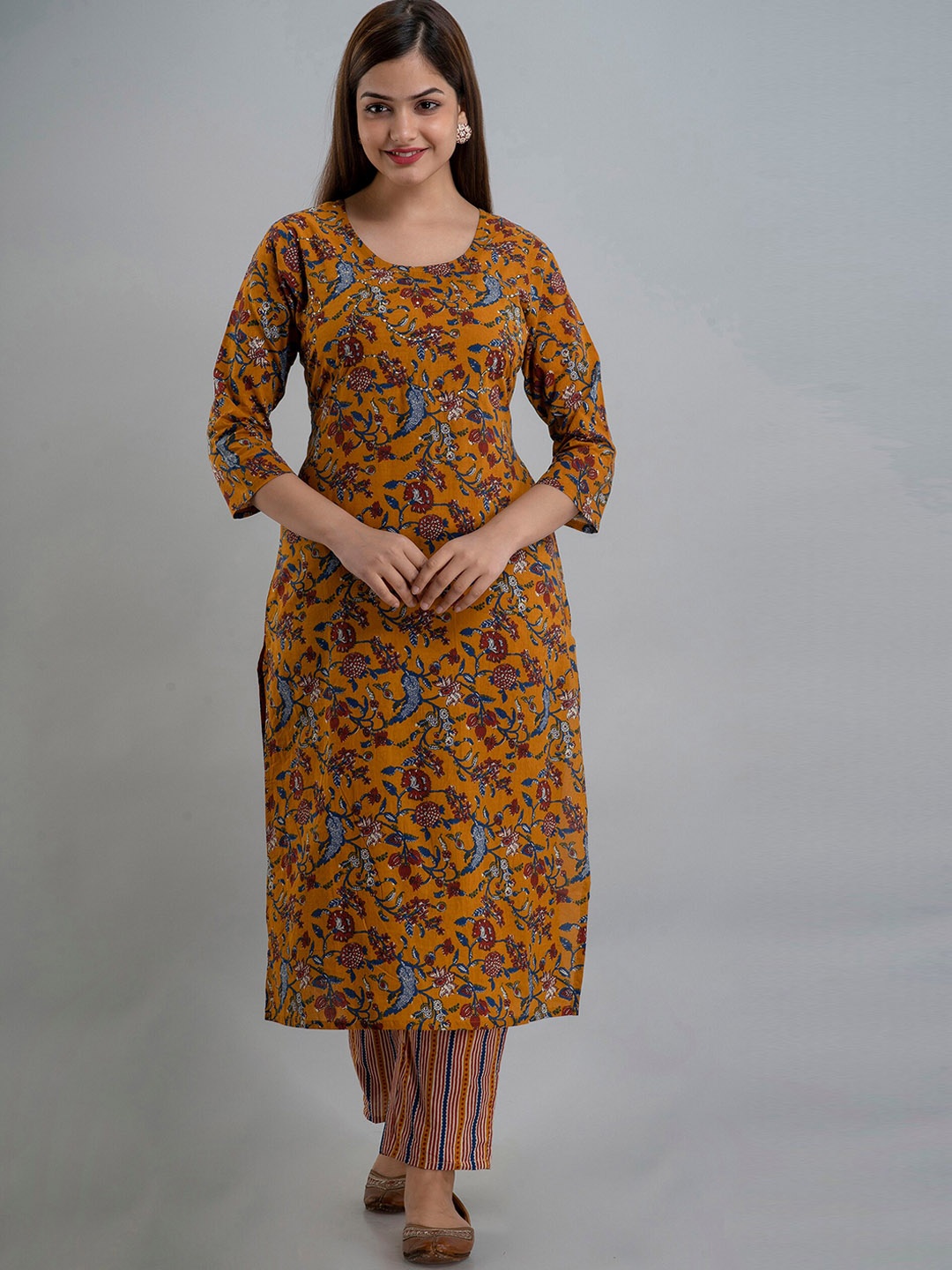 

OMASK Women Floral Printed Angrakha Pure Cotton Kurta with Trousers, Mustard
