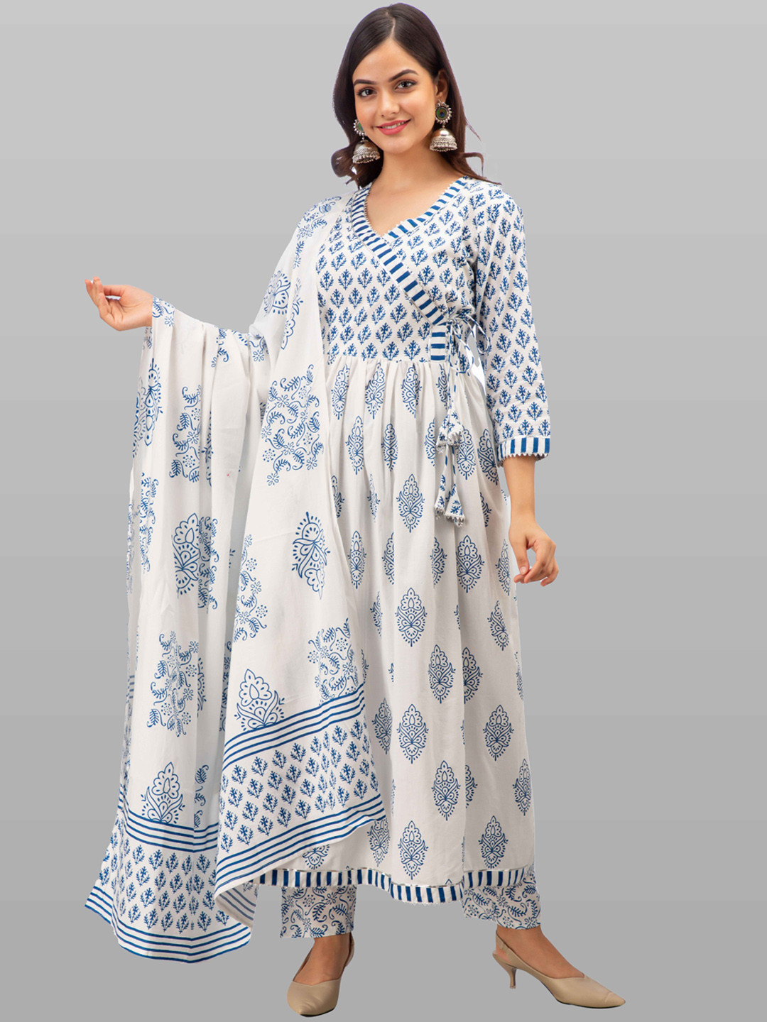 

OMASK Women Ethnic Printed Angrakha Gotta Patti Pure Cotton Kurta with Trousers & Dupatta, White