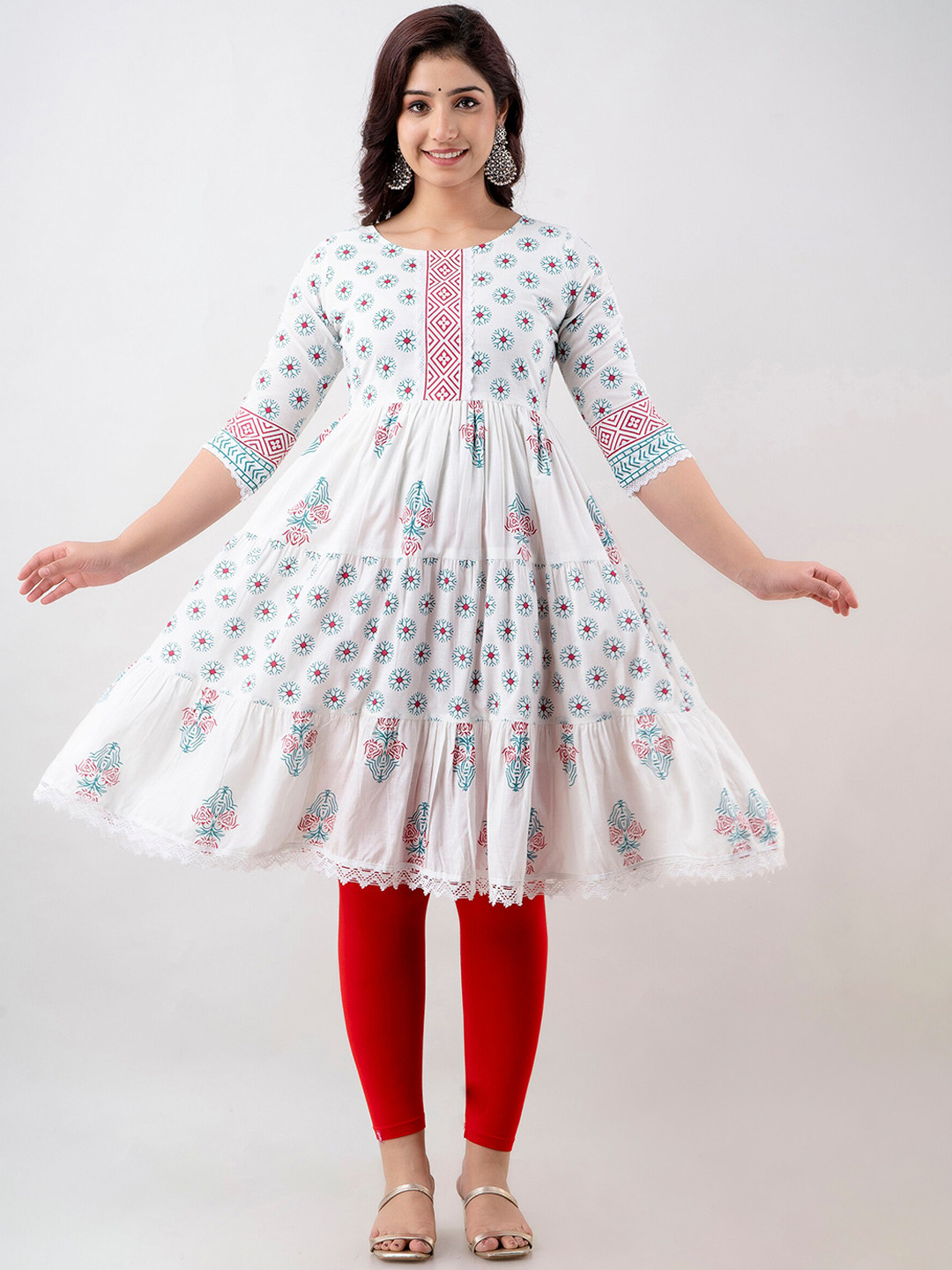 

OMASK Floral Printed Cotton Kurta, White