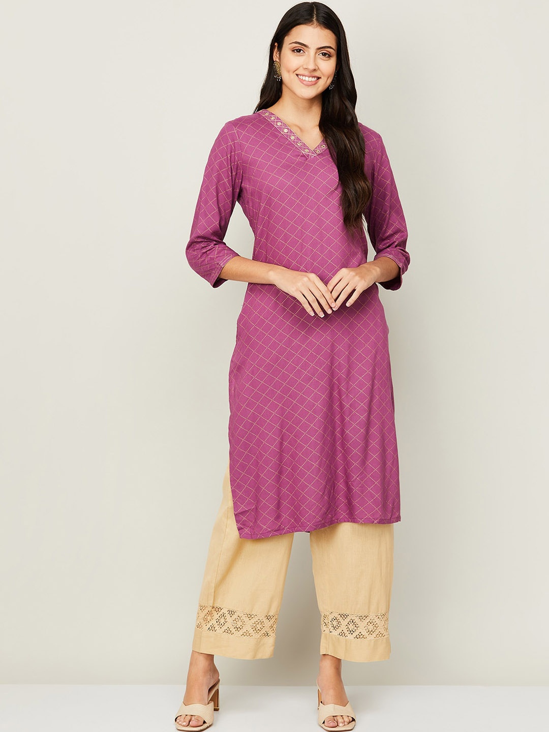 

Melange by Lifestyle Checked Mirror Work Kurta, Magenta