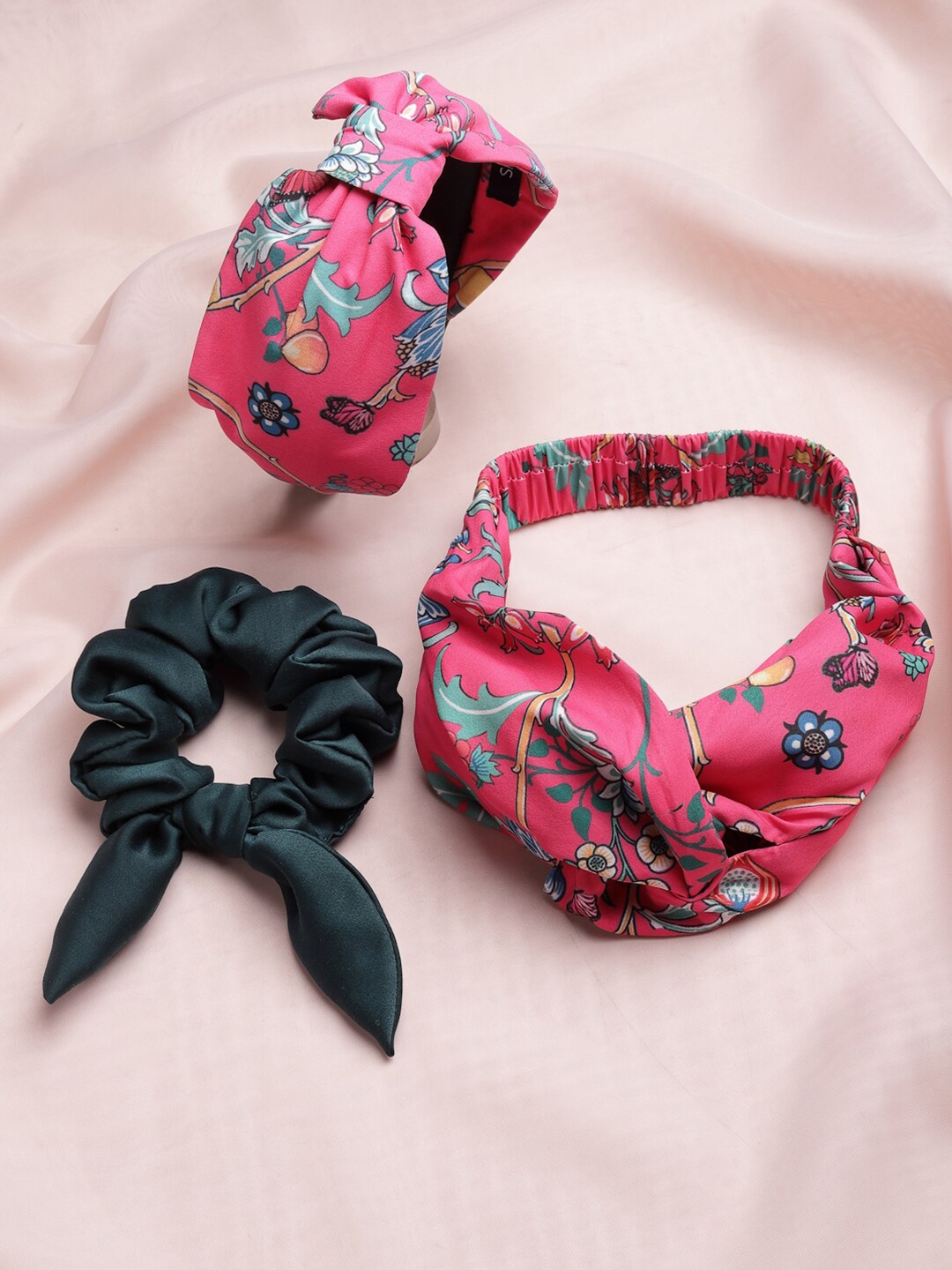 

SHAYE Women Set of 3 Hairband & Scrunchies, Pink