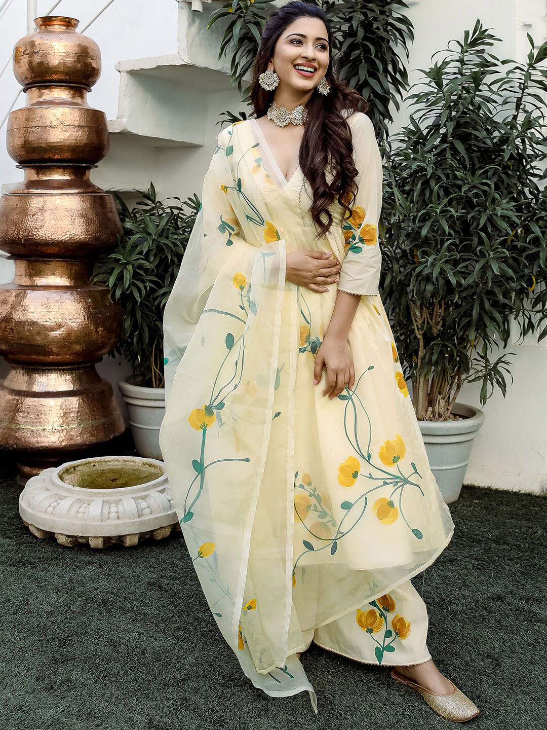 

Lavanya The Label Floral Printed Empire Pure Cotton Kurta with Palazzos & Dupatta, Yellow