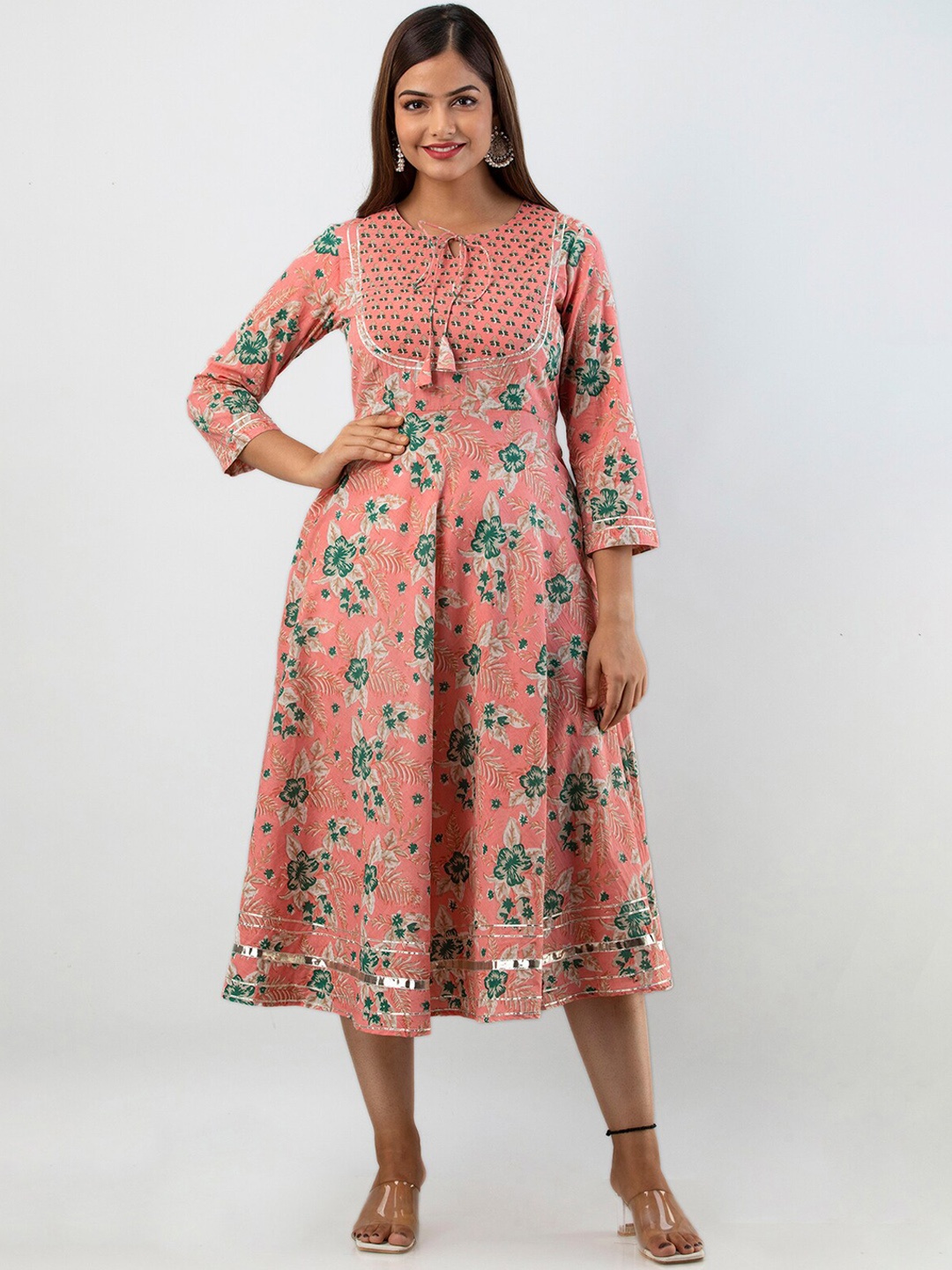 

OMASK Floral Printed Gotta Patti Cotton Kurta, Orange