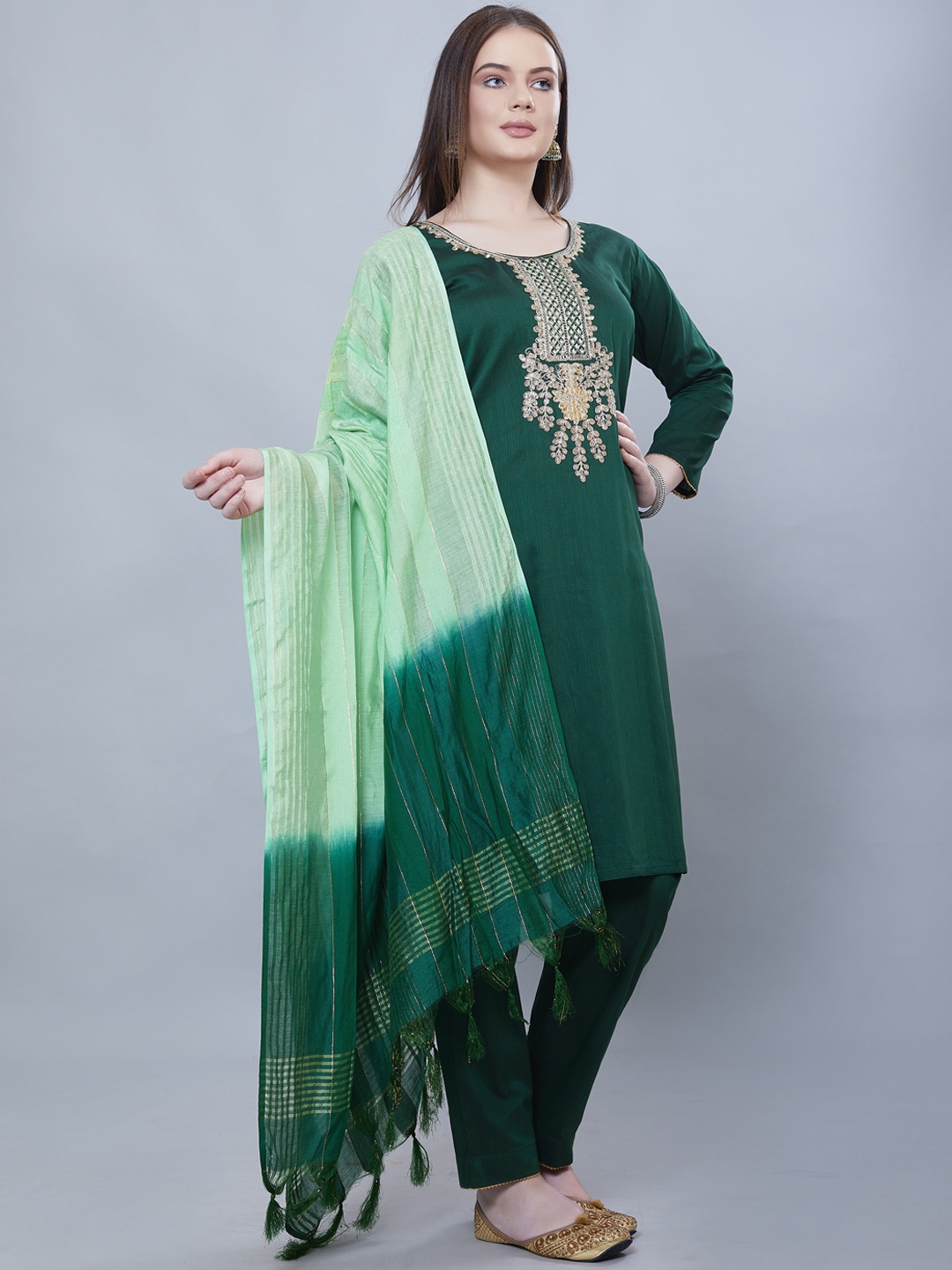 

POONAM DESIGNER Women Ethnic Embroidered Mukaish Kurta with Trousers & Dupatta, Green