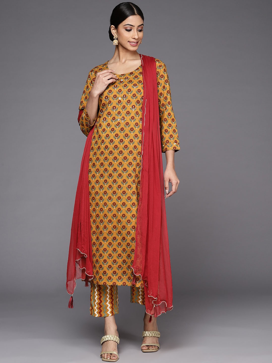 

KSUT Floral Printed Pure Cotton Kurta with Trousers & Dupatta, Mustard