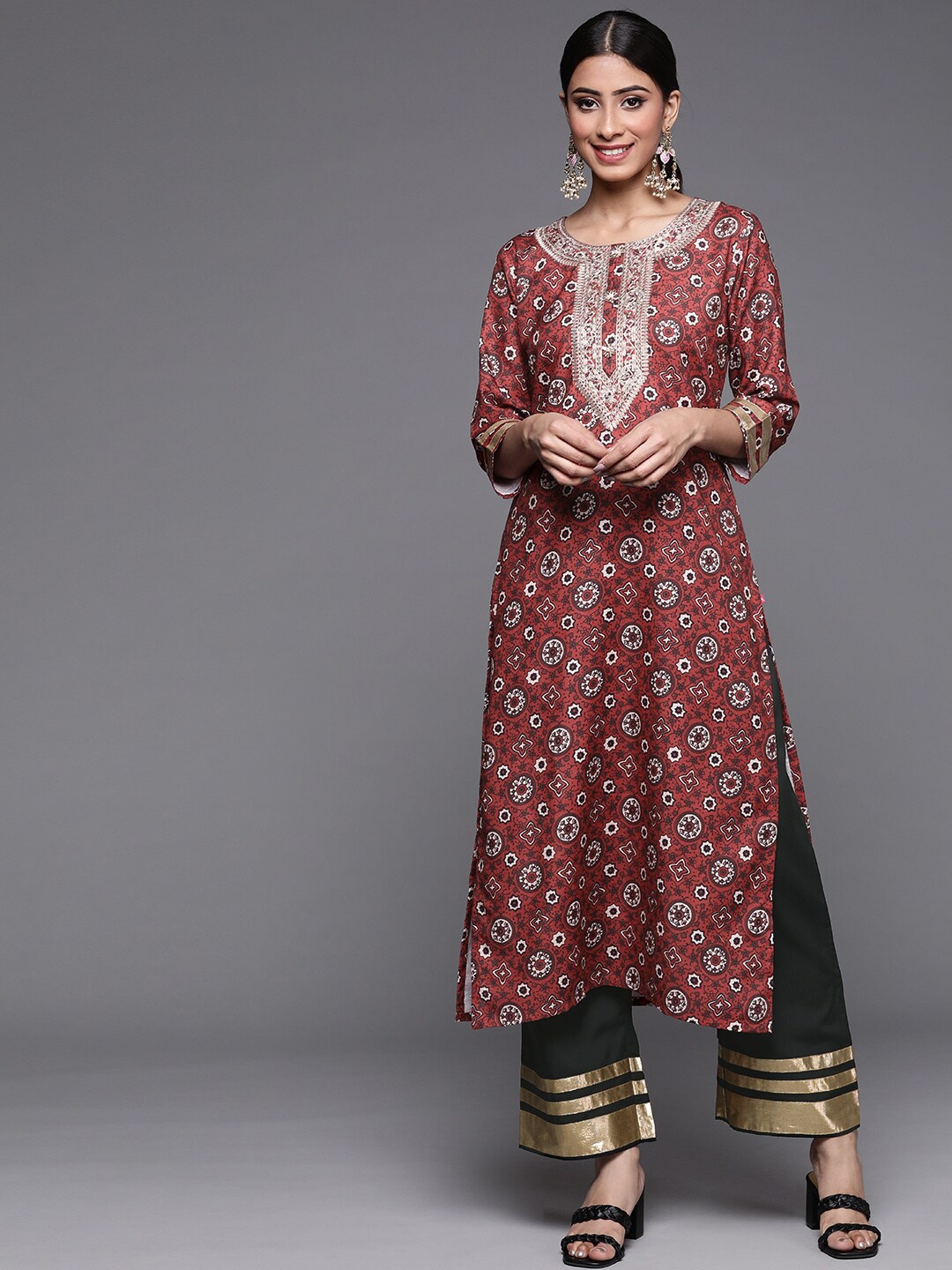 

KSUT Ethnic Motifs Round Neck Printed Kurta with Palazzos, Maroon
