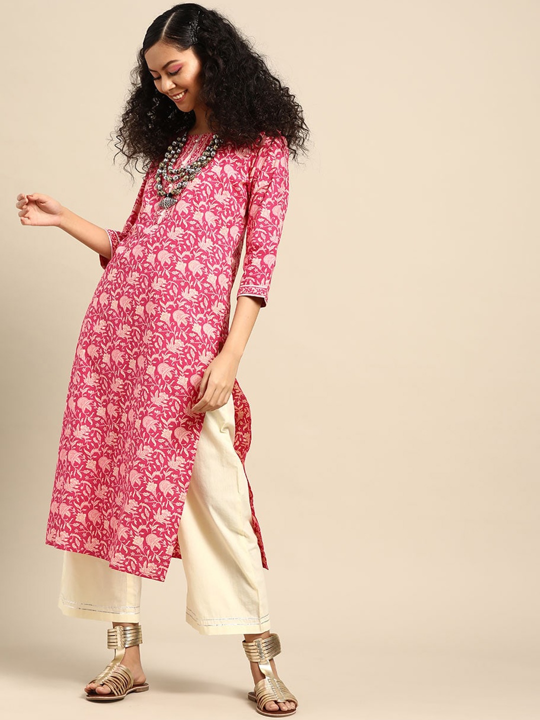 

KSUT Floral Printed Round Neck Pure Cotton Kurta with Trousers, Pink