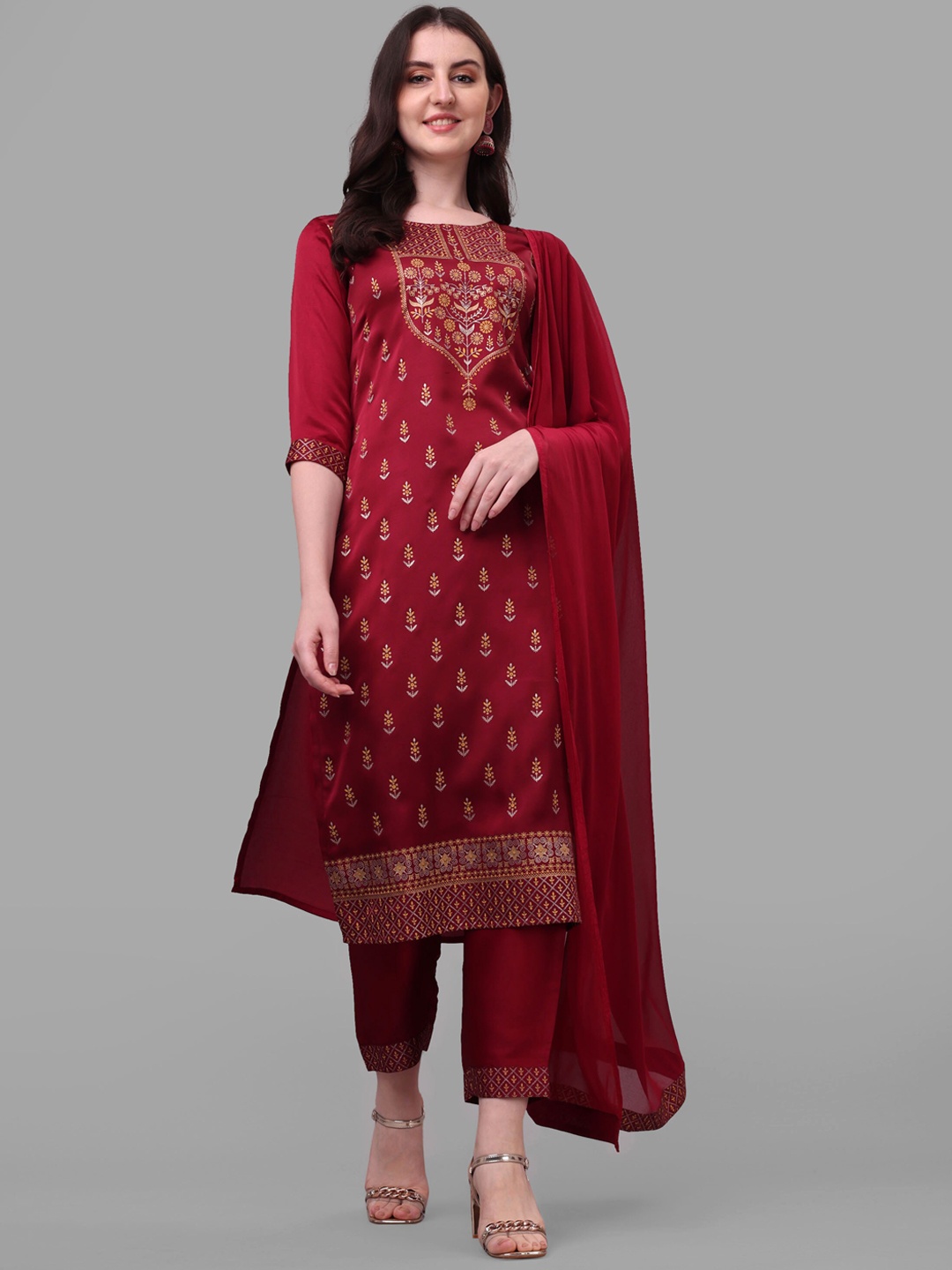 

Berrylicious Women Floral Printed Kurta with Trousers & Dupatta, Red