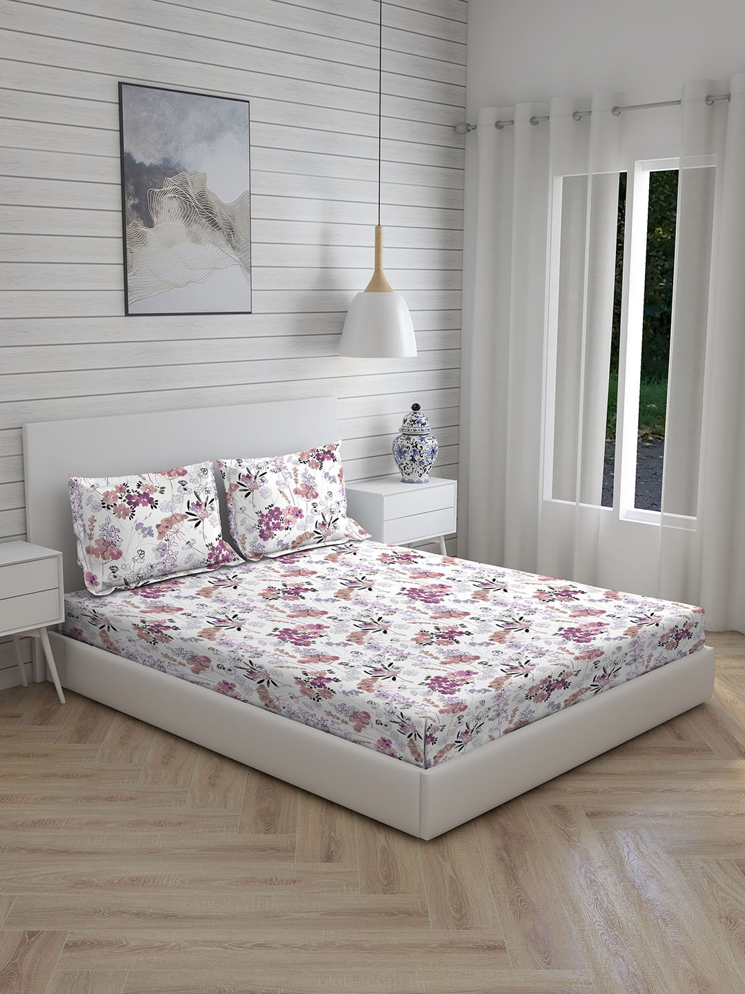

Boutique Living India Purple Floral 270 TC Cotton Super King Bedsheet with 2 Pillow Covers